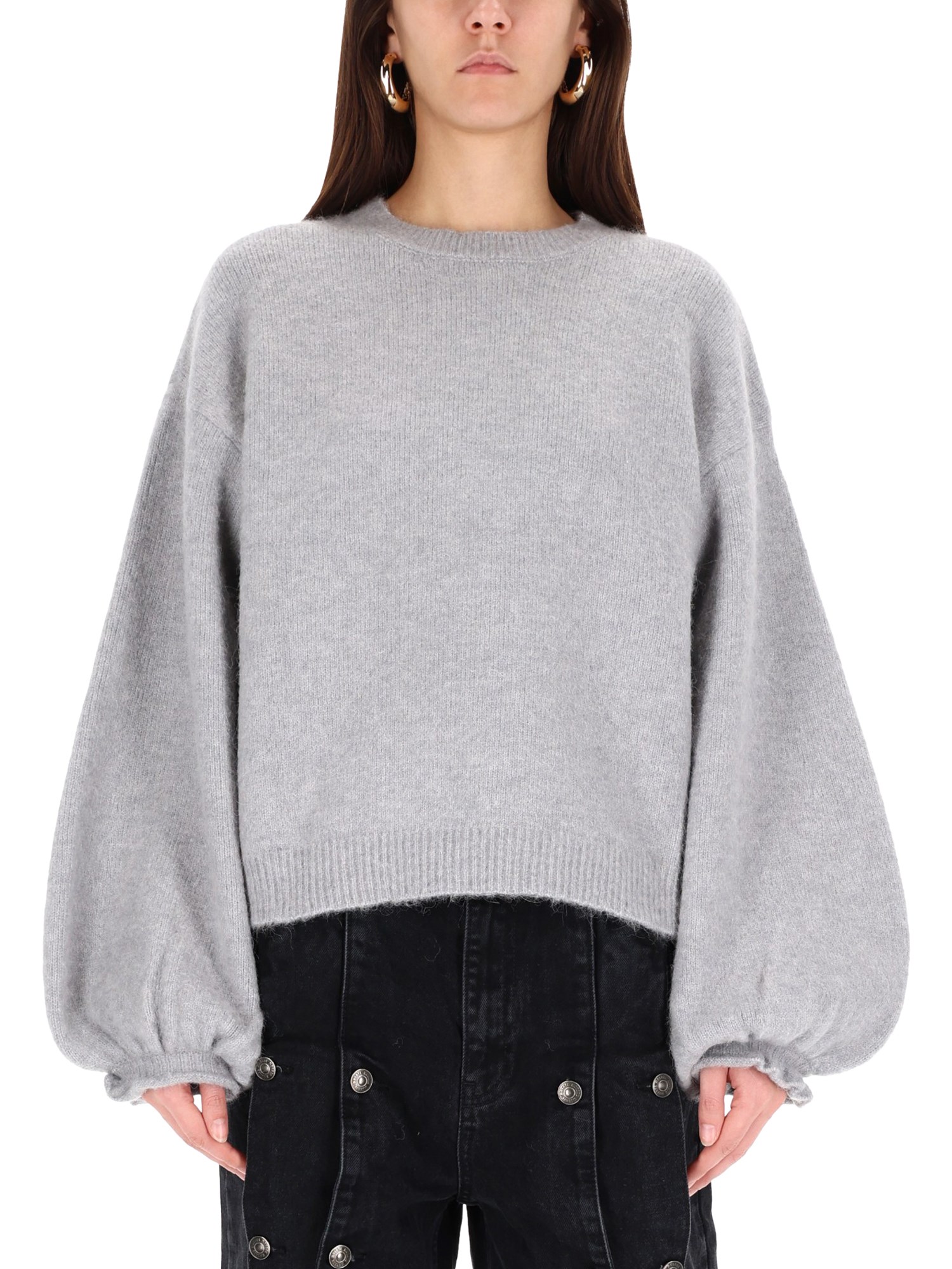 Sweater with wide sleeves