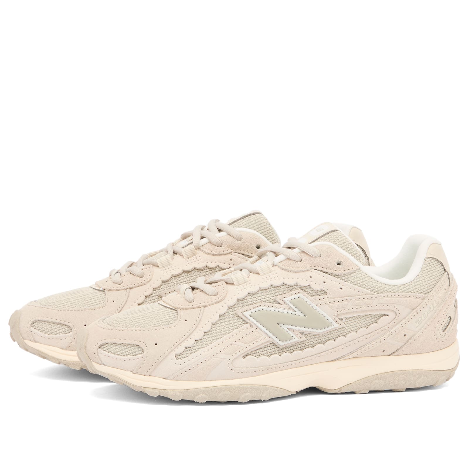 Women's 204L Sneaker in Sea Salt