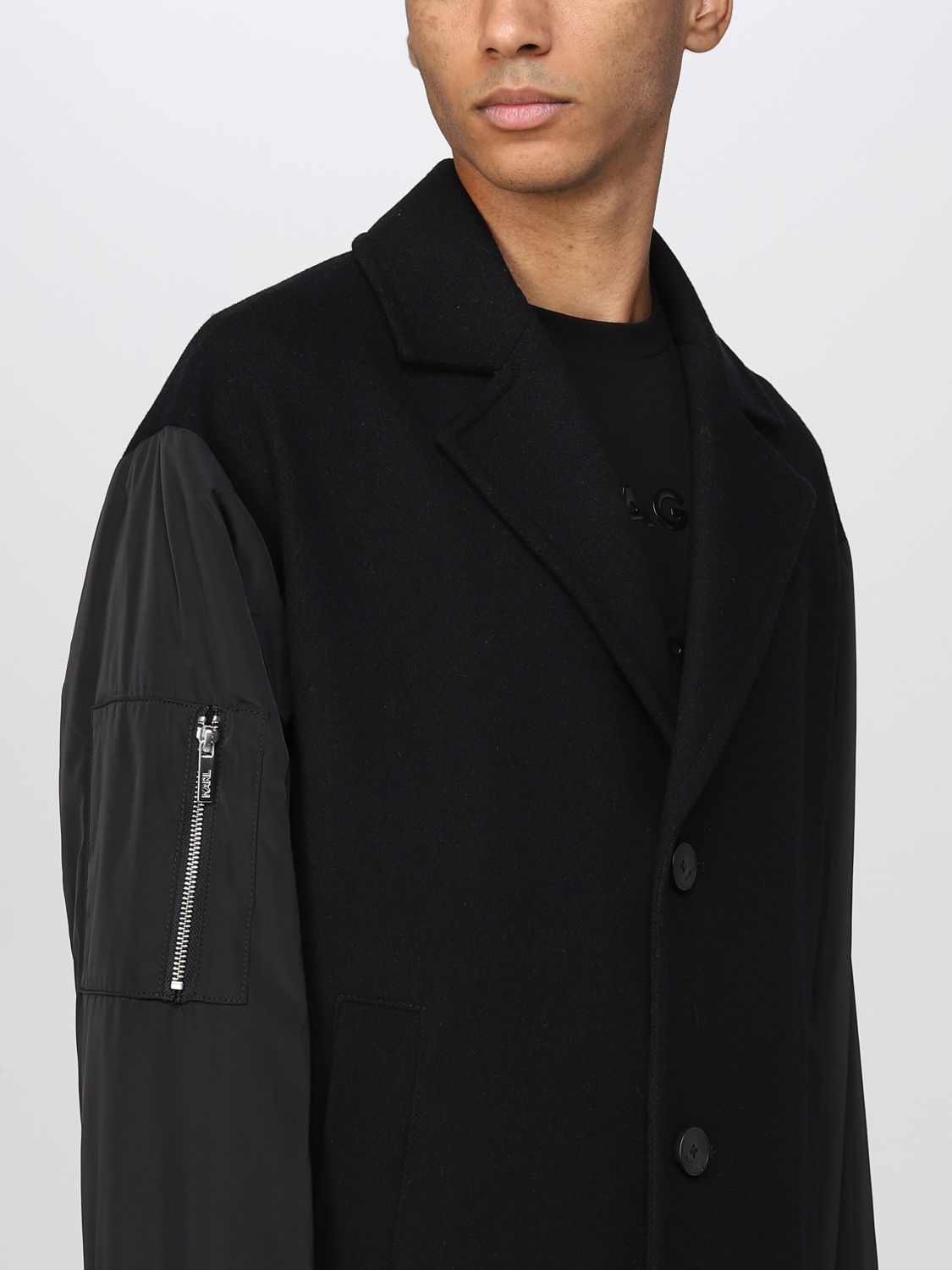Coat Men color Black