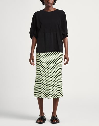 Woman T