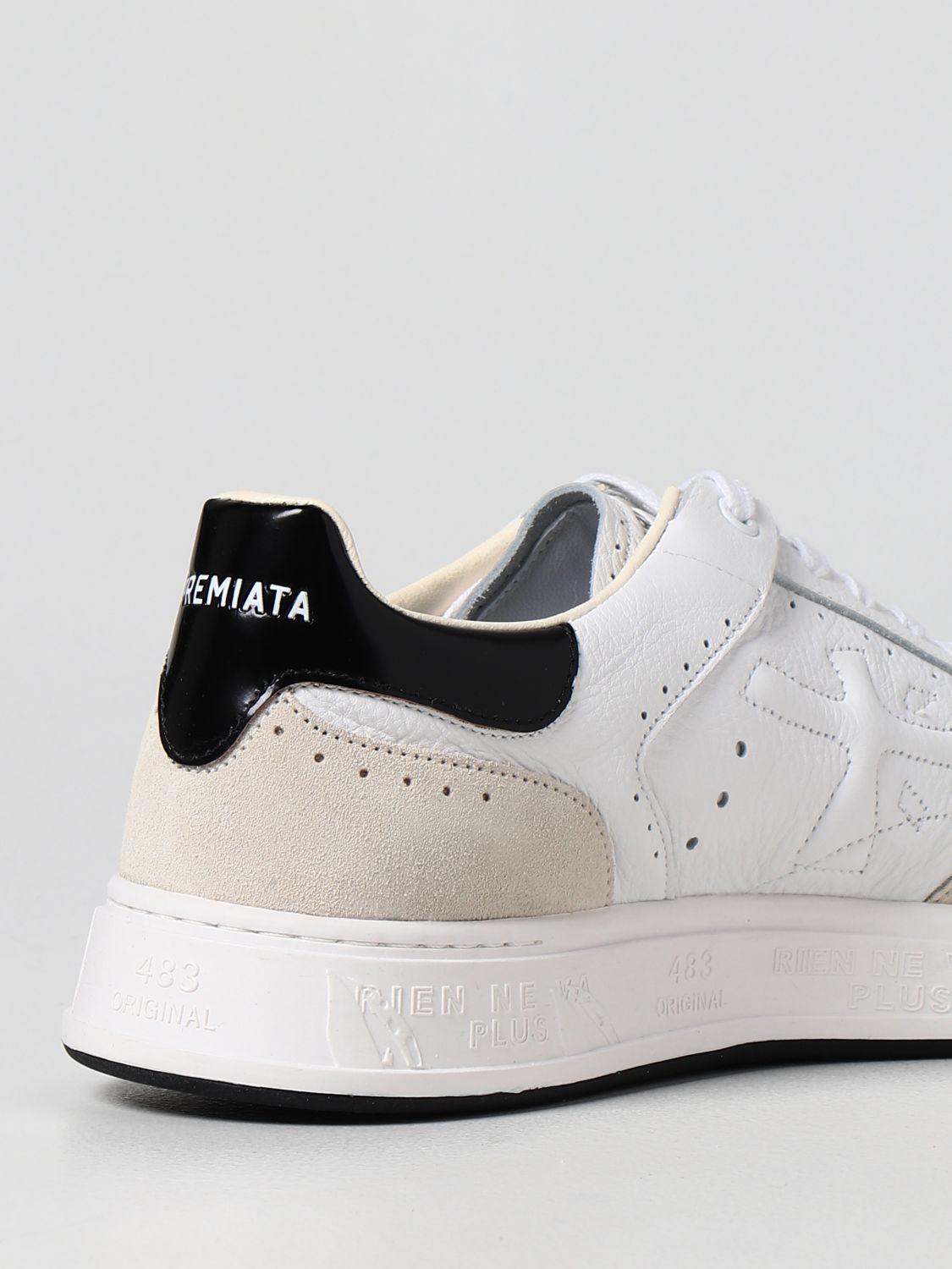 Trainers Men colour White