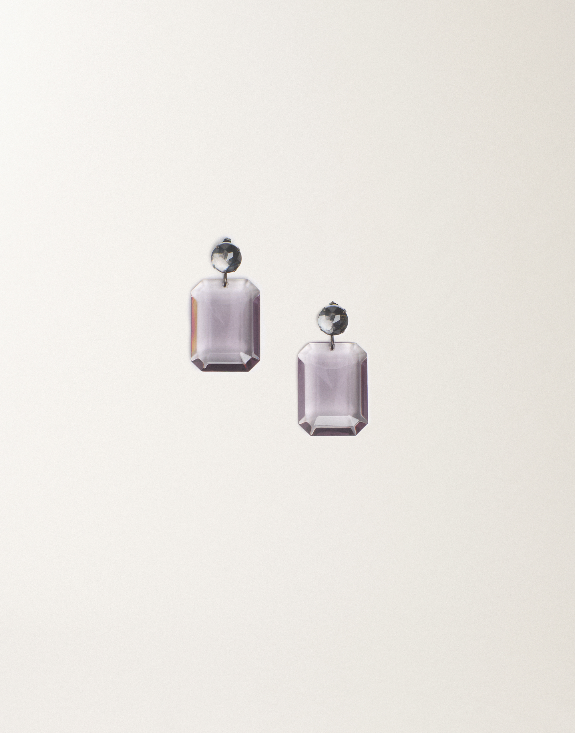 Rectangular earrings in plexiglass and filo diamante, smoky