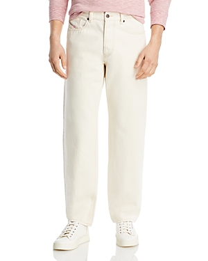 2010 Relaxed Fit Straight Jeans in White
