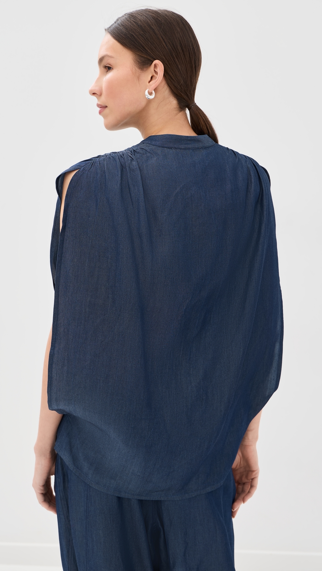 Tracy Chambray Sleeveless Blouse Blue Denim