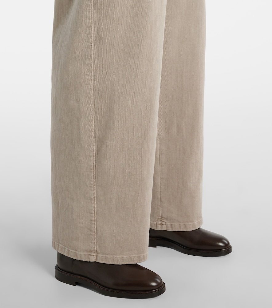 Mid-rise wide-leg jeans
