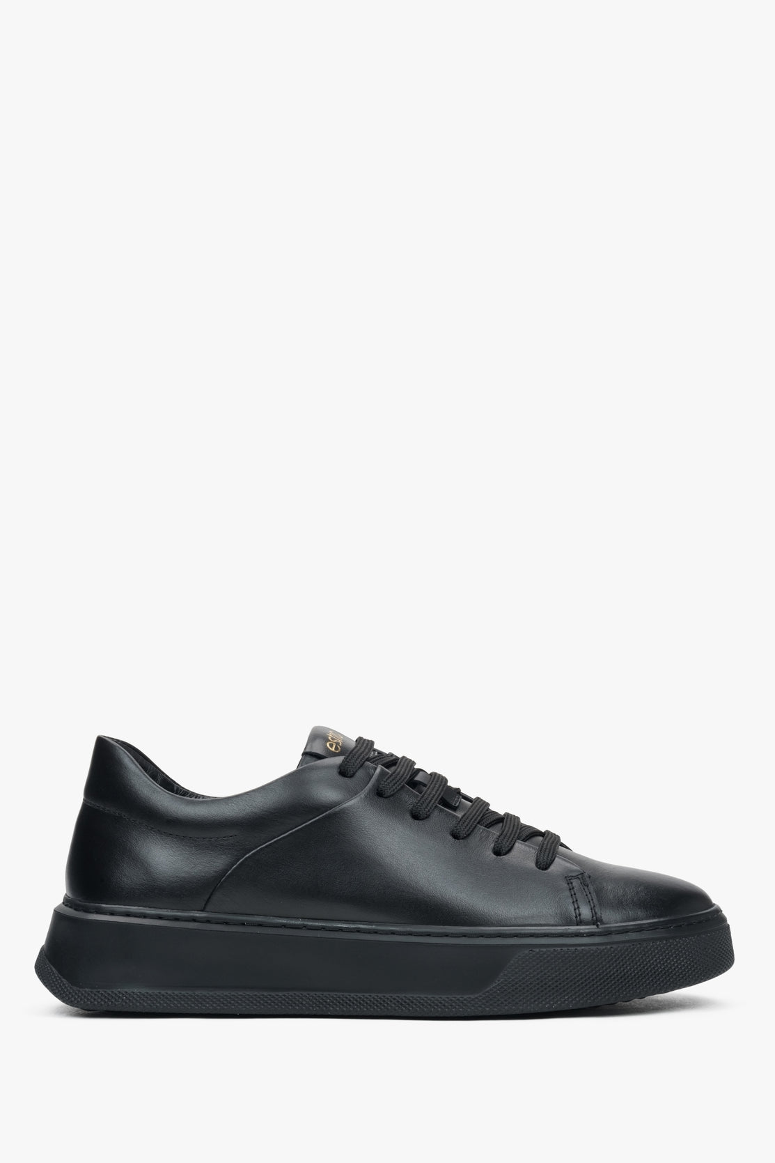 Estro: Women's Black Low-Top Sneakers made of Premium Italian Genuine Leather