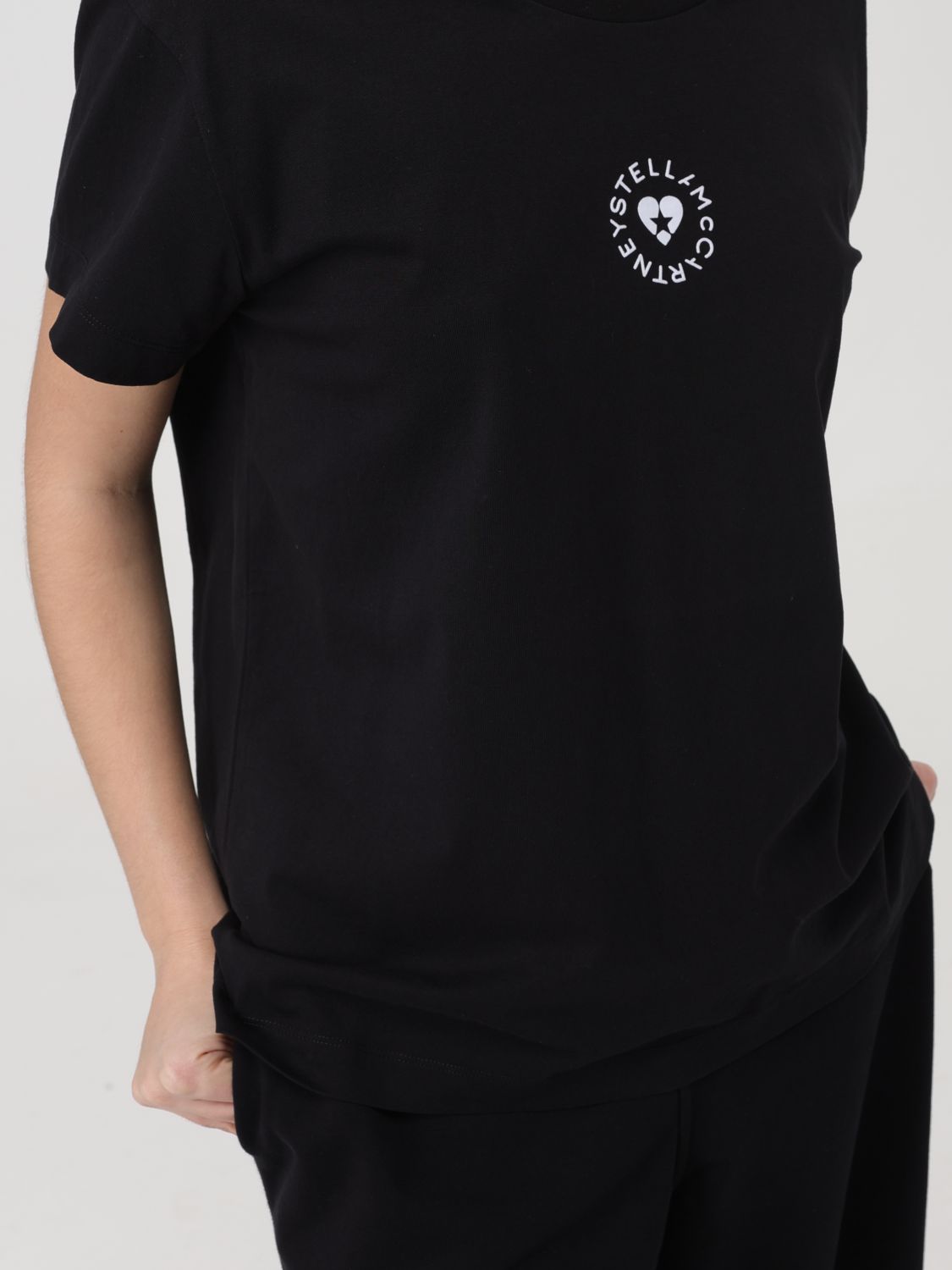 T-Shirt Woman color Black