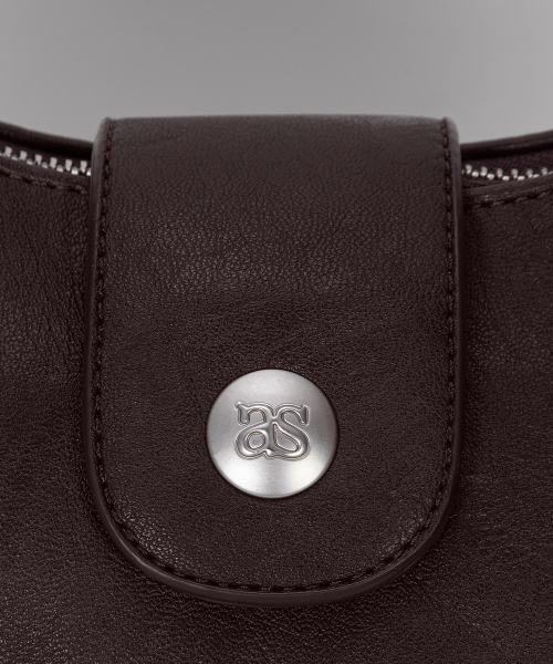 MOTE STUD BAG / BROWN
