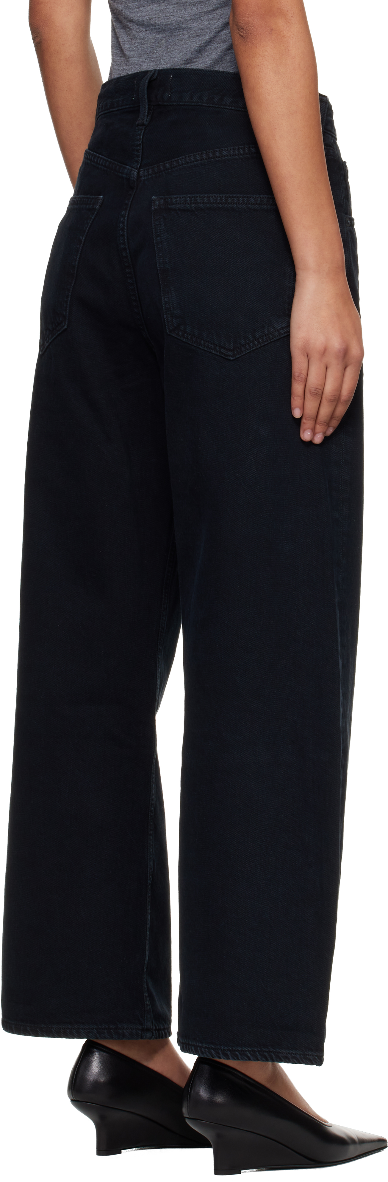 Black Low Curve Crop Jeans