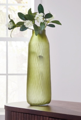 Scottyard Large Vase, Olive Green