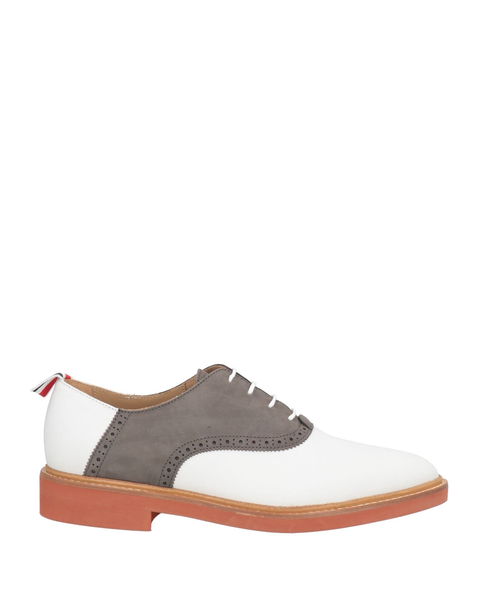 Lace-up shoes