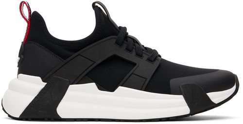 Black Lunarove sneakers