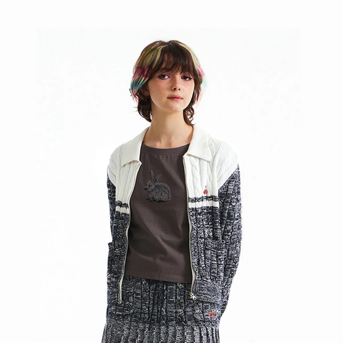Cherry Coloring Knit Zip-up