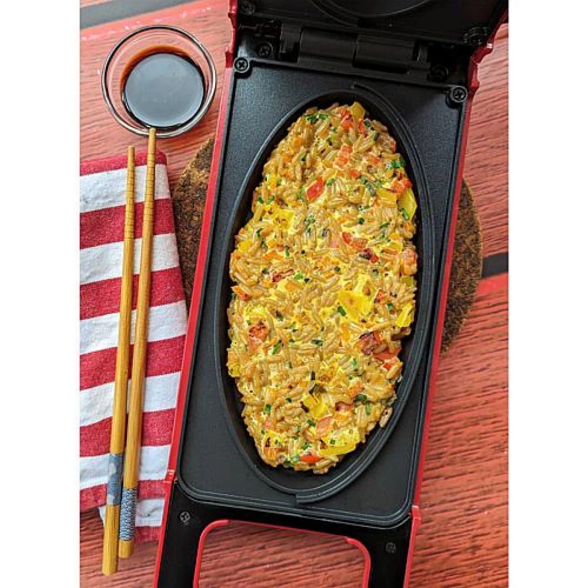 Electric Flip Omelet Maker
