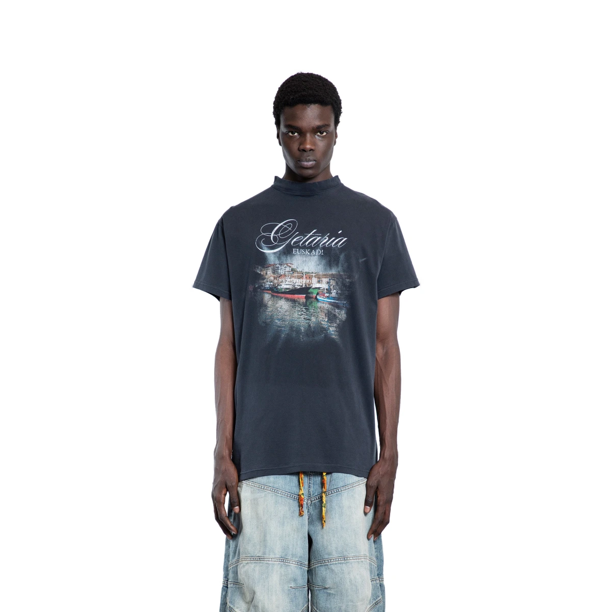 MAN BLACK T-SHIRTS & TANK TOPS