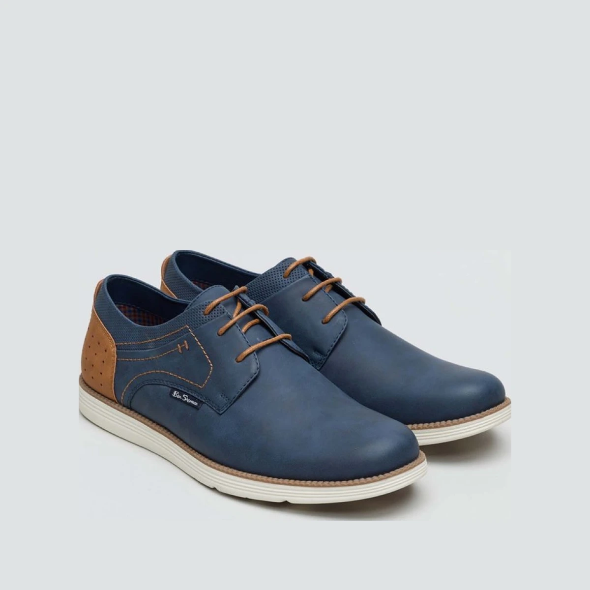 Ben Sherman Mens Havana Trainers in Navy
