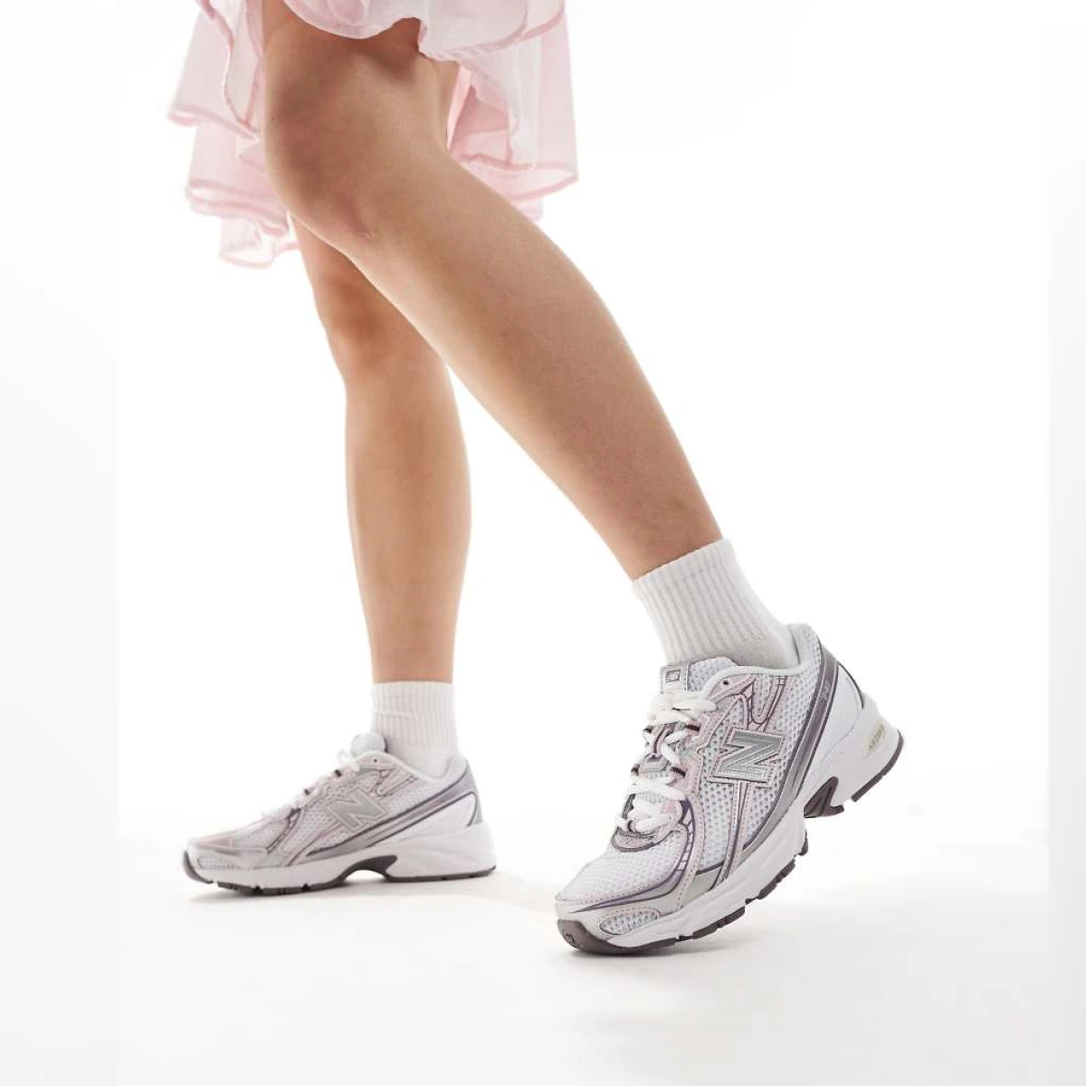 740 trainers in silver and pink