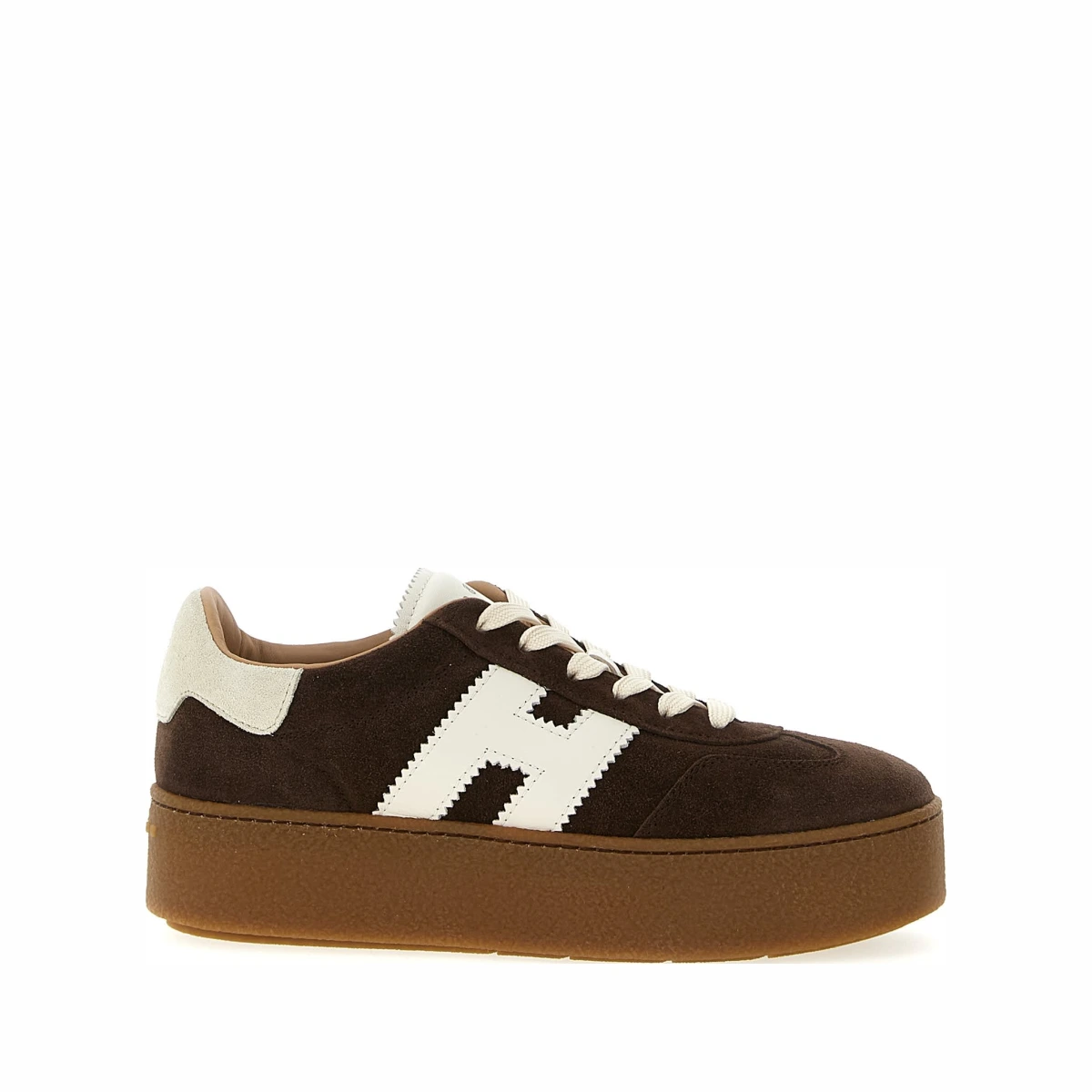 H681 Sneakers