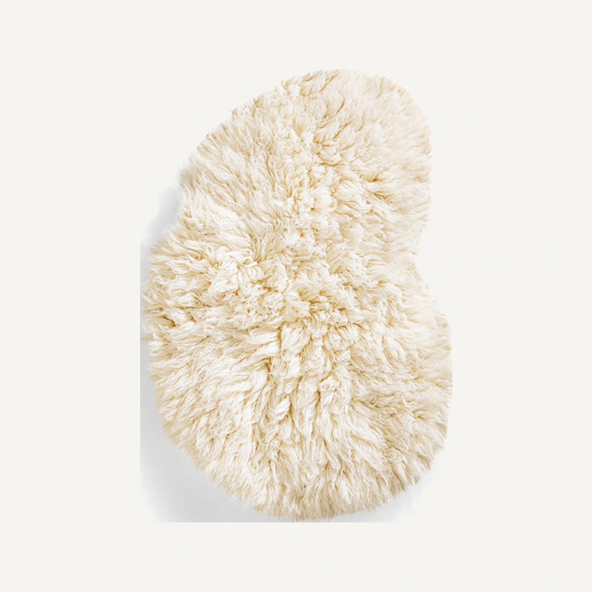 Mini Shaggy Wool Pelt Rug 2'4" x