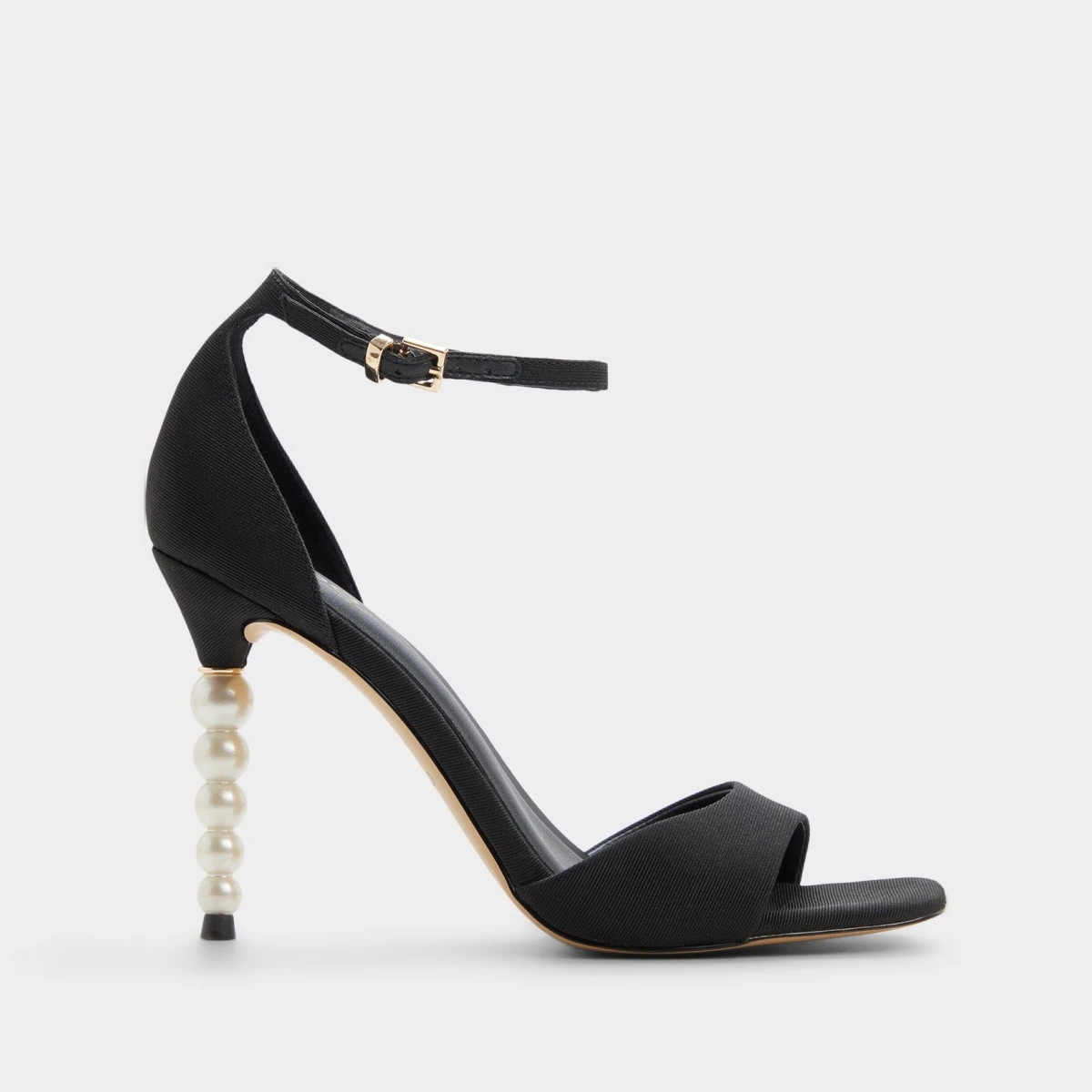 Pearletta in Black