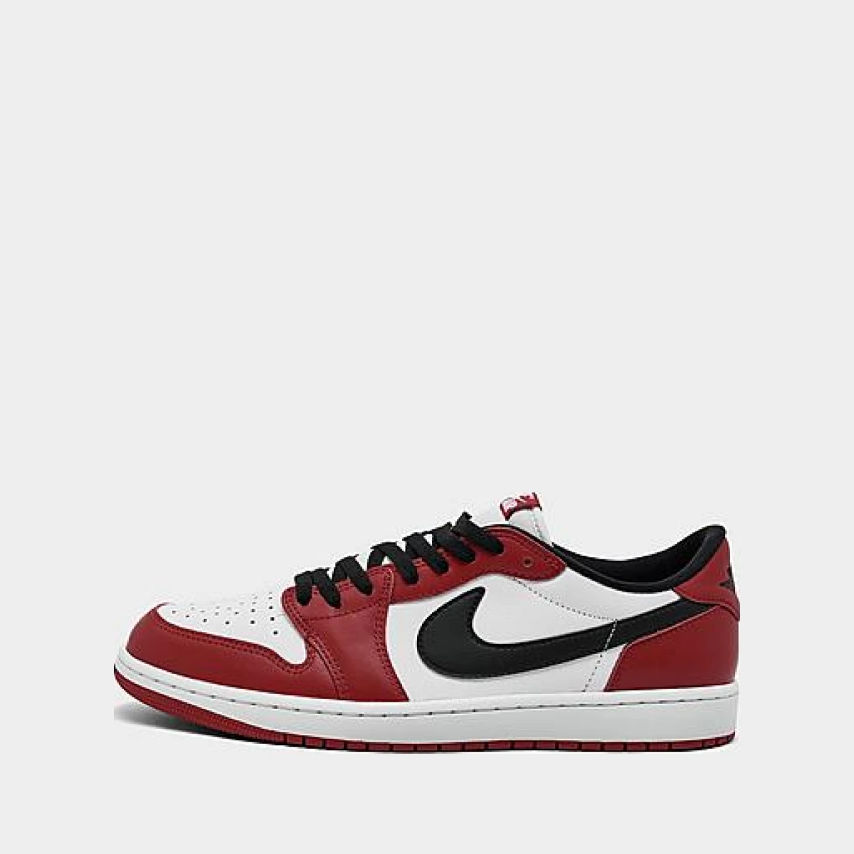 Men's Air Retro 1 Low OG Casual Shoes in Varsity Red/Black/Summit White