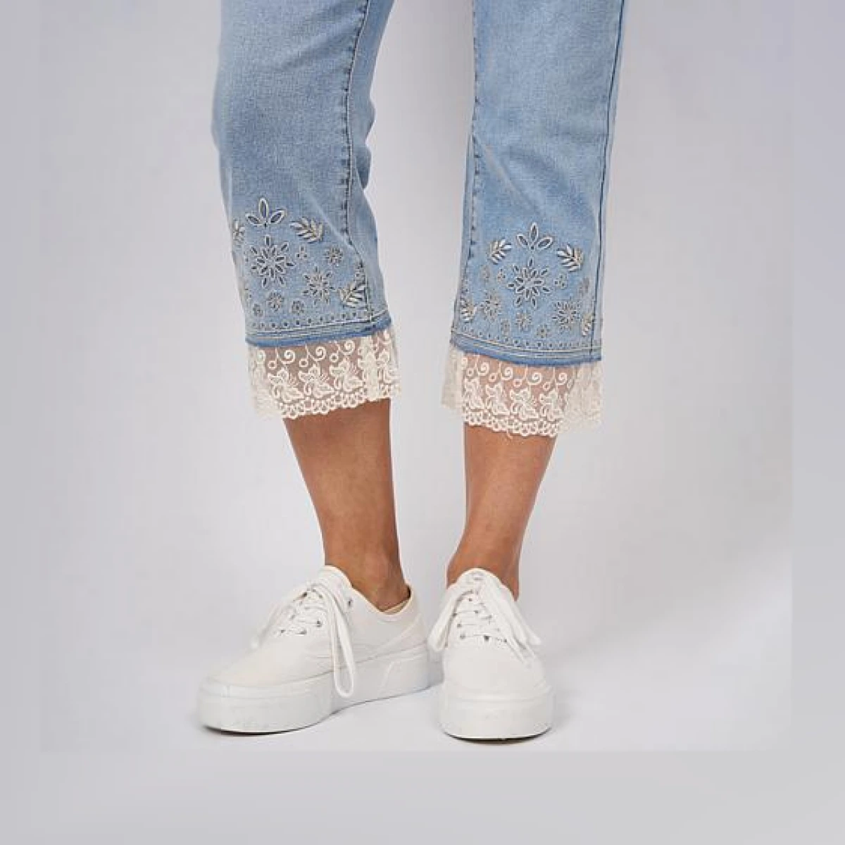 Legacy Stretch Denim Embroidered Lace Hem Jean - Blue