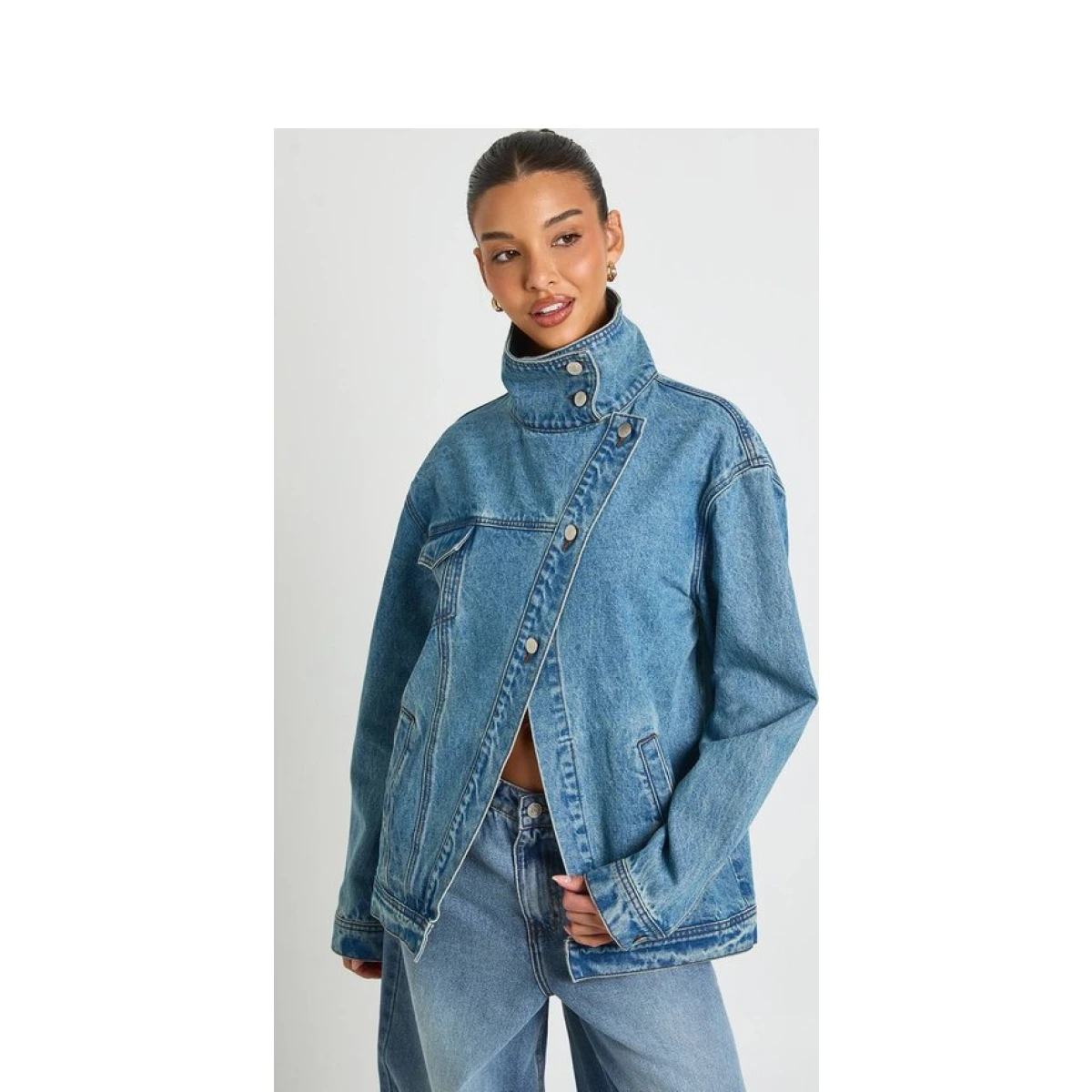 Boohoo Women's Funnel Neck Denim Jacket in Vintage Wash