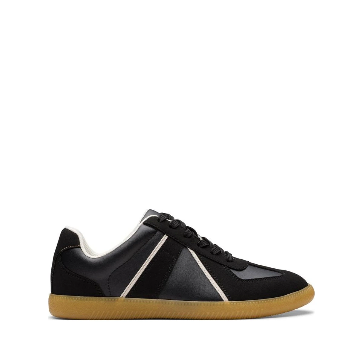Clarks Nykole Step Black Trainer