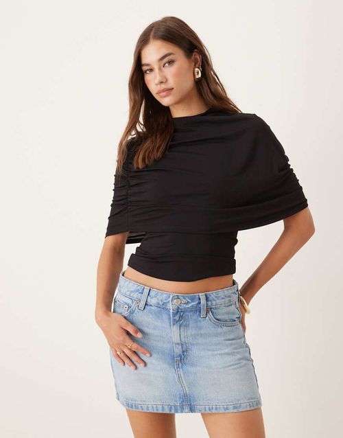 Short cape ruched top in black
