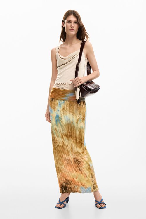 Long textured skirt