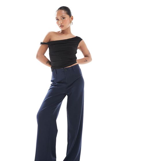 Bershka Petite tailored trouser in navy-Blue