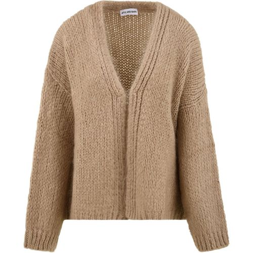 Les pulls greniers et granges collaient gri