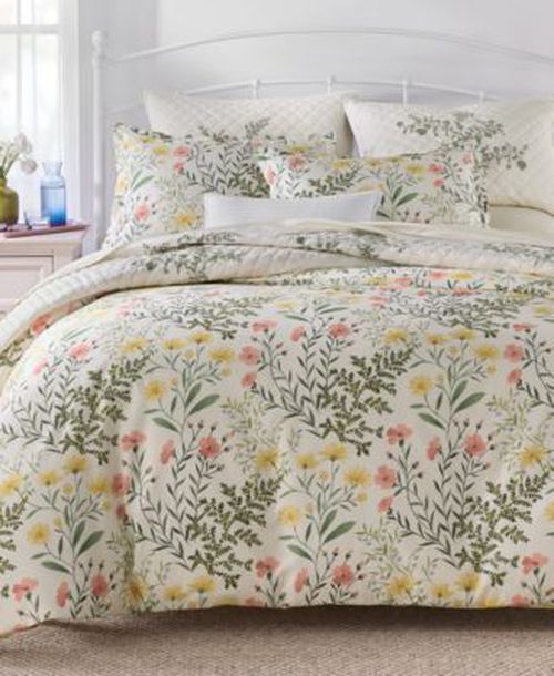 Daisy Blooms Comforter Sets