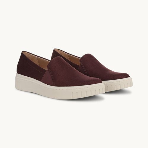 Stride Grandeur Slip On Shoes Berry Wine Microsuede