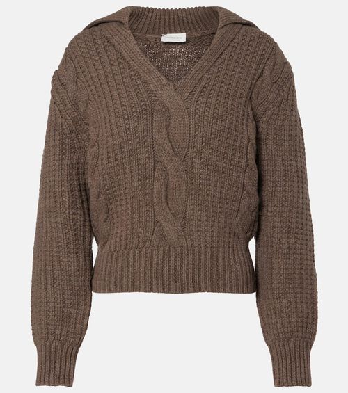 Cashmere sweater