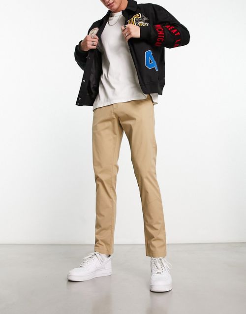 Casual chinos in light brown