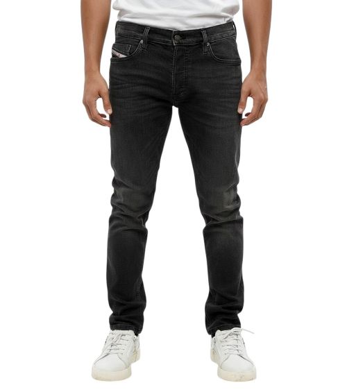 Black Mid Rise Jeans