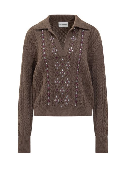 Chic Pullover with Innovative Design