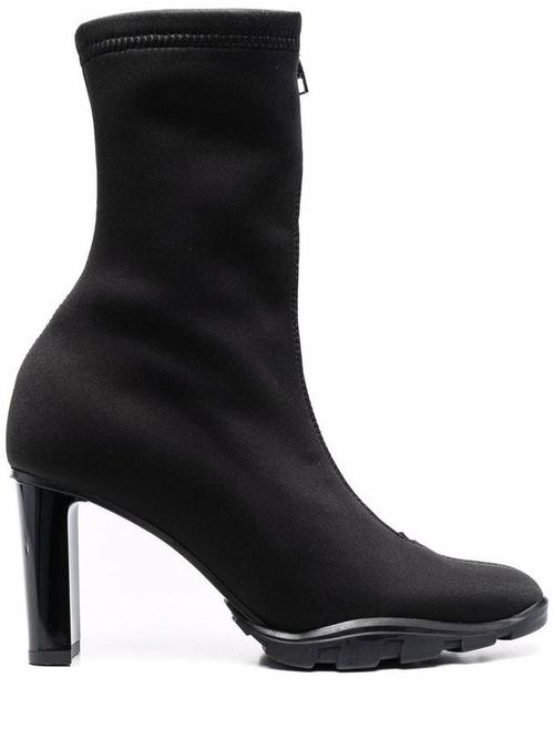 Zipped-up ankle boots