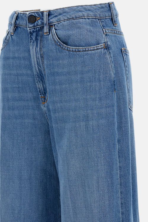 Womans Flip Jeans