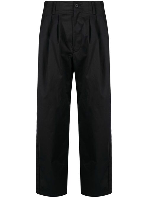 X New Era pleat-detail trousers - Black