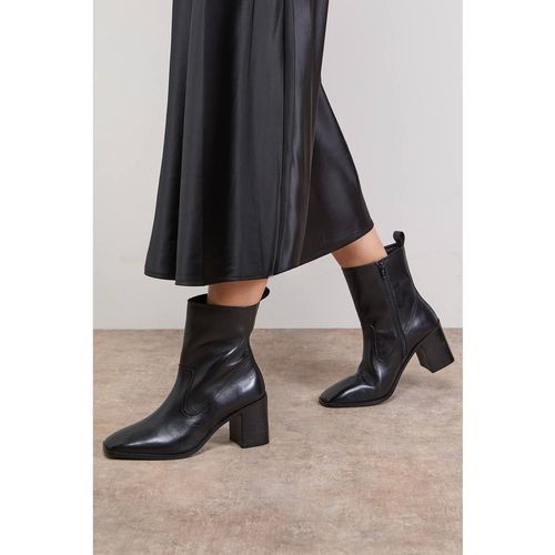 Oasis Women's Lauren Leather Block Mid Heel Chelsea Boots in Black