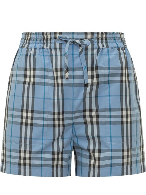 Trendy Quadri Shorts for the Weekend