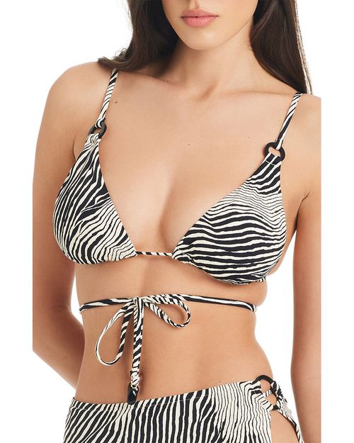 High Contrast Triangle Top