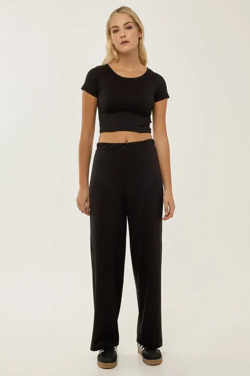 Black Knit Crop Shirt & Elastic Belt Pants Set Women
