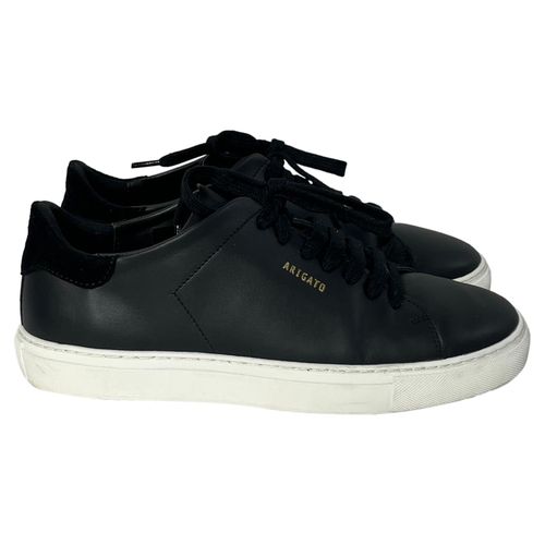 Clean 90 Sneakers in Black Leather