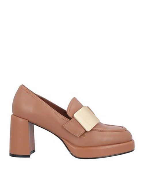 Woman Loafers Camel Size 11 Leather