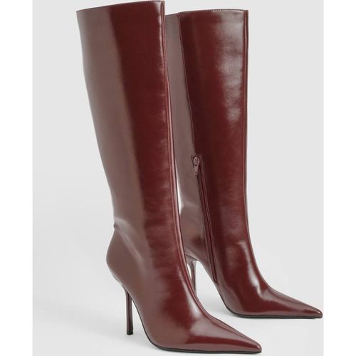 Boohoo Women's Stiletto Pointed Knee High Boots in Burgundy