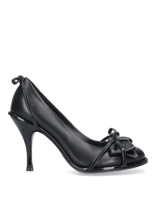 Decollete Pumps With Bow