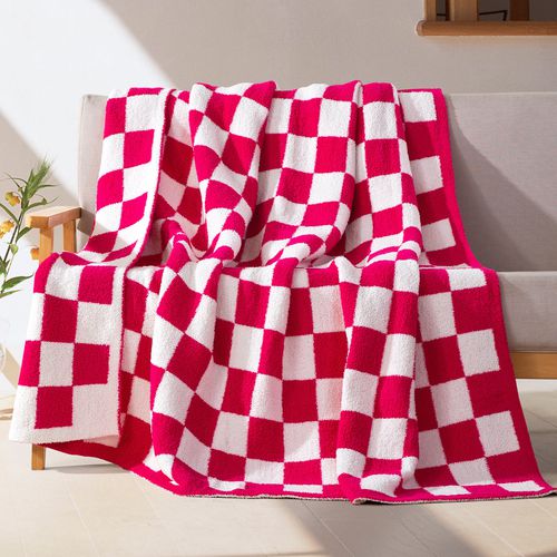 "50"" x 70""  Ultra Soft Checkered Knitted Throw Blanket